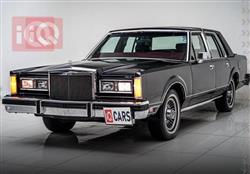 لينكولن تاون كار